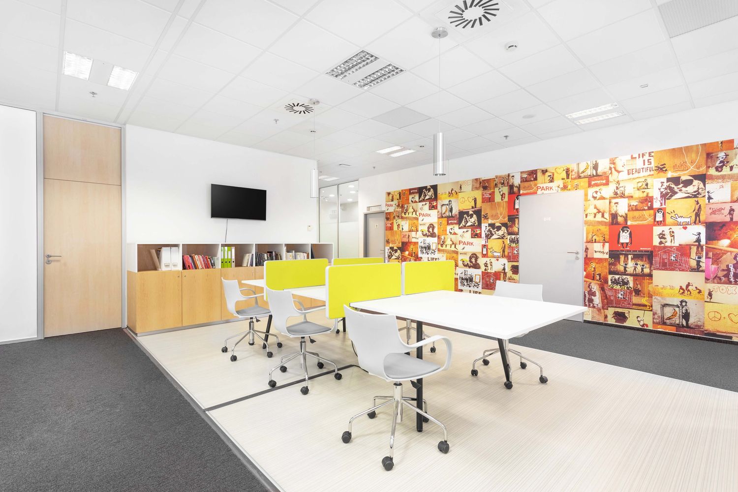 Find a dedicated desk in West Allis
